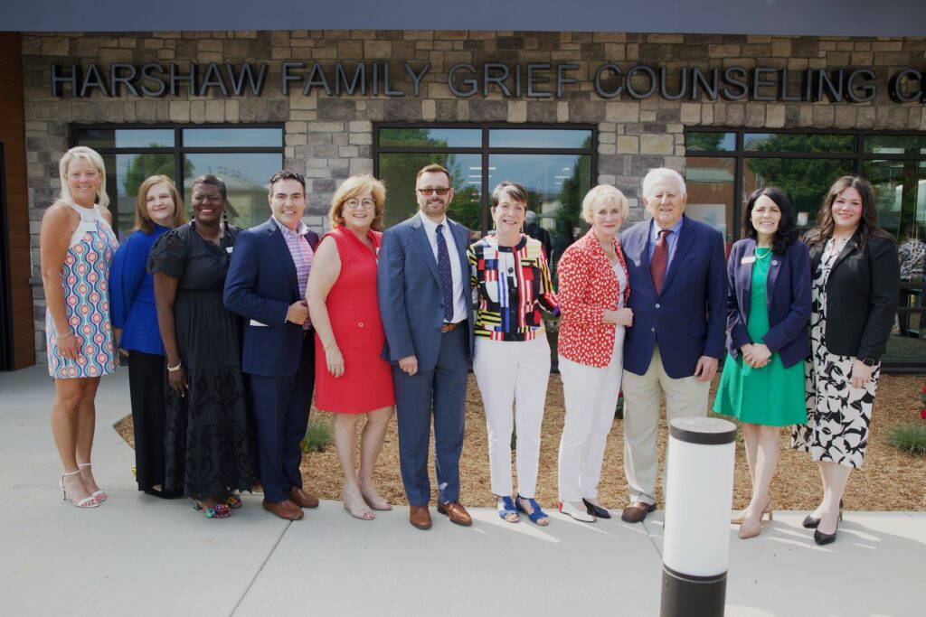 From Left: Hosparus Health Board Member Stephanie Livers, Board Member Kathleen Exline, SVP/Chief Development & Marketing Officer Tawanda Owsley, Board Member James Watson. Board Member Cheri Glass, President & CEO David W. Cook, Board Member Cathy Zion, Donors Paula and Frank Harshaw, Louisville Deputy Mayor Nicole Green, and Lt. Governor Deputy Chief of Staff Heather Dearing